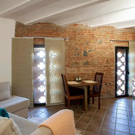 Turisticos Lobelia * La Garrovilla