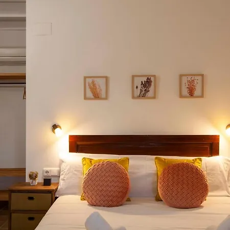 Turisticos Lobelia * La Garrovilla